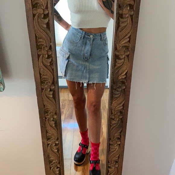 Signature 8 cargo denim mini skirt size Medium - Picture 3 of 10